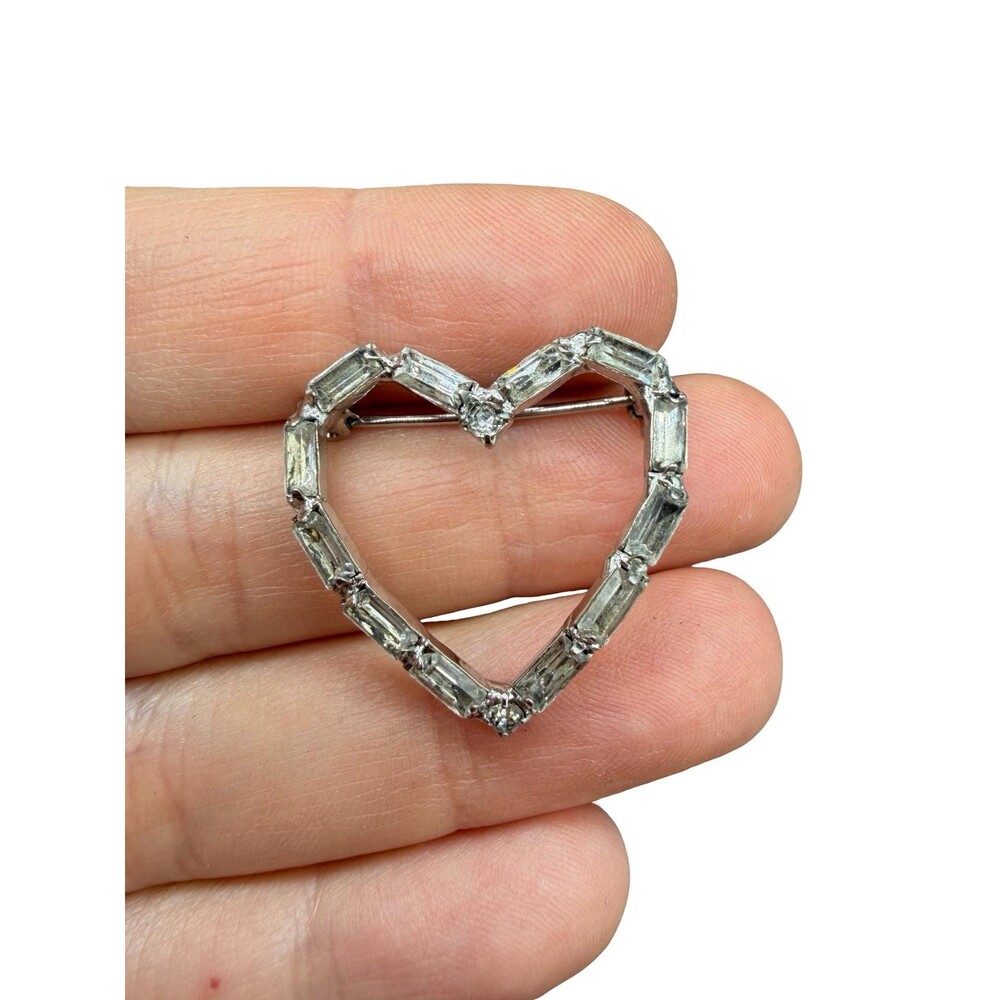 Vintage Heart Brooch Rhinestone Heart Pin